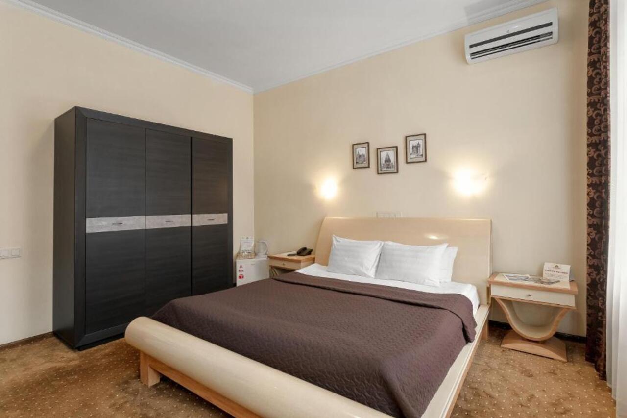 Residence Odesskij Dvorik โอเดสซา ภายนอก รูปภาพ