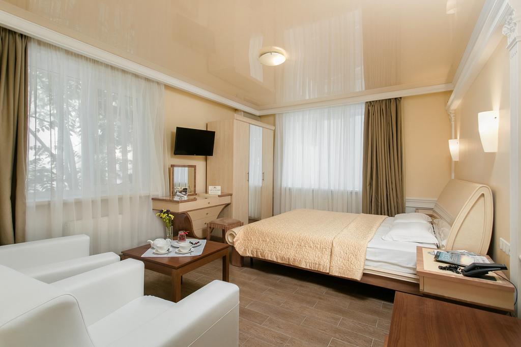 Residence Odesskij Dvorik โอเดสซา ภายนอก รูปภาพ