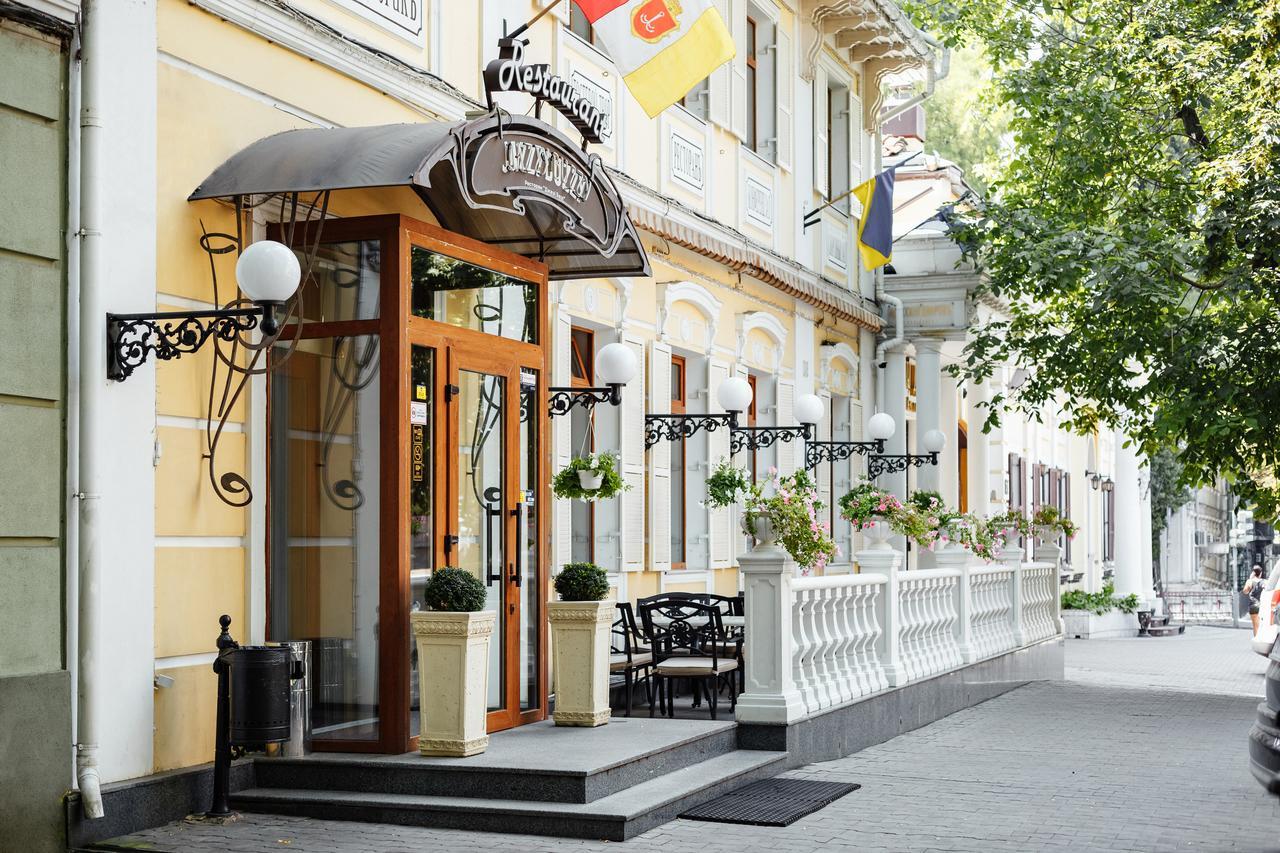 Residence Odesskij Dvorik โอเดสซา ภายนอก รูปภาพ